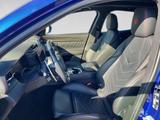 Maserati Grecale Trofeo V6 AWD 3.0 - 530 PS - mit Benzin-Antrieb: Blau, Fernlichtassistent