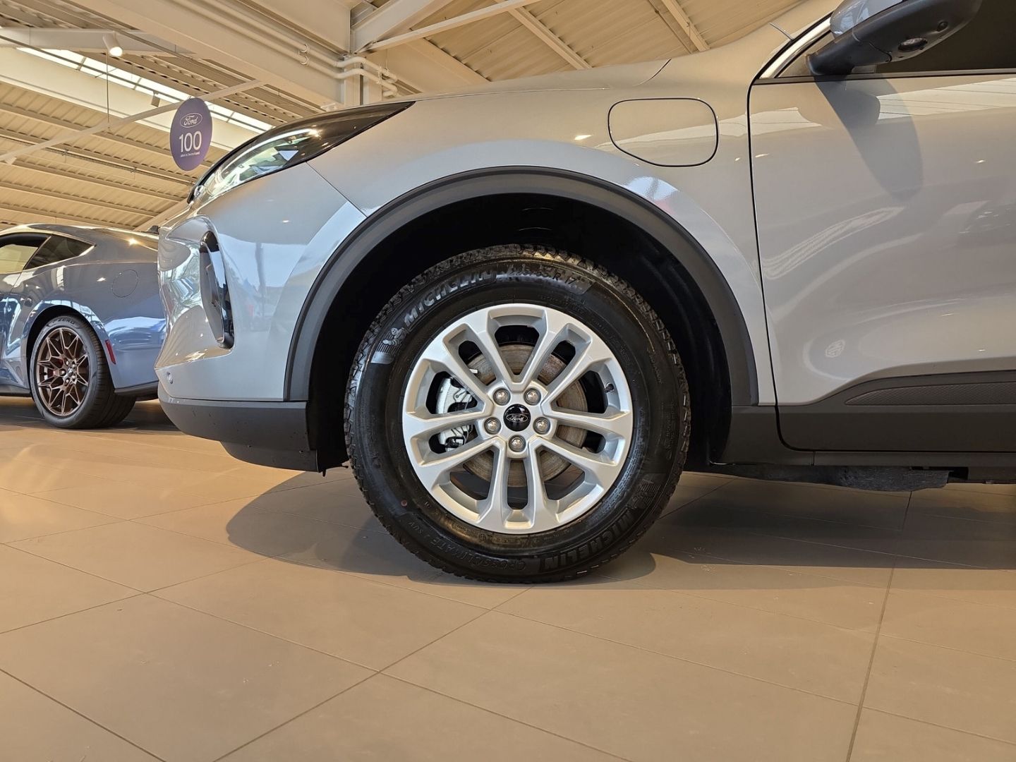 Fahrzeugabbildung Ford Kuga PHEV Navi Digitales Cockpit Ganzjahresreife