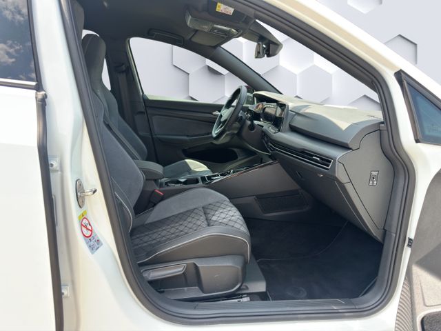 Golf Variant VIII Mildhybrid R-Line 1.5 eTSI DSG