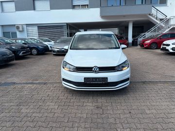 Volkswagen Touran - 2
