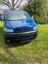 Volkswagen T5 Bus - Volkswagen Bus