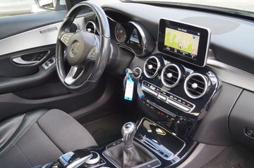 Mercedes-Benz C 180 Exclusive NAVI-AUT.-AHK.-TEMPOMAT-SHZG.-PD