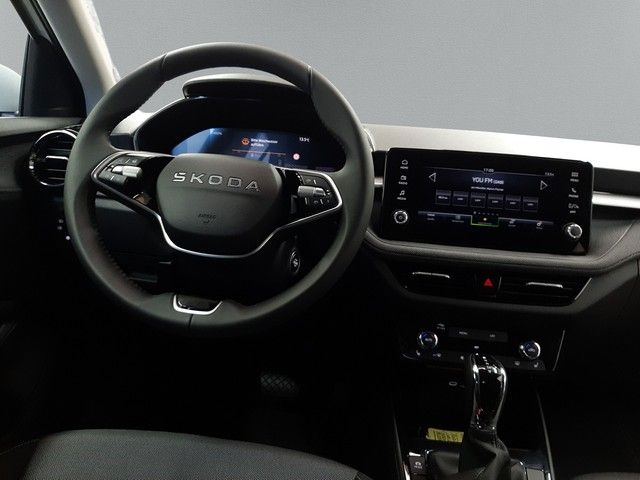 Fahrzeugabbildung Skoda Fabia Tour 1.0TSI DSG AHK Winterpaket 130Jahre