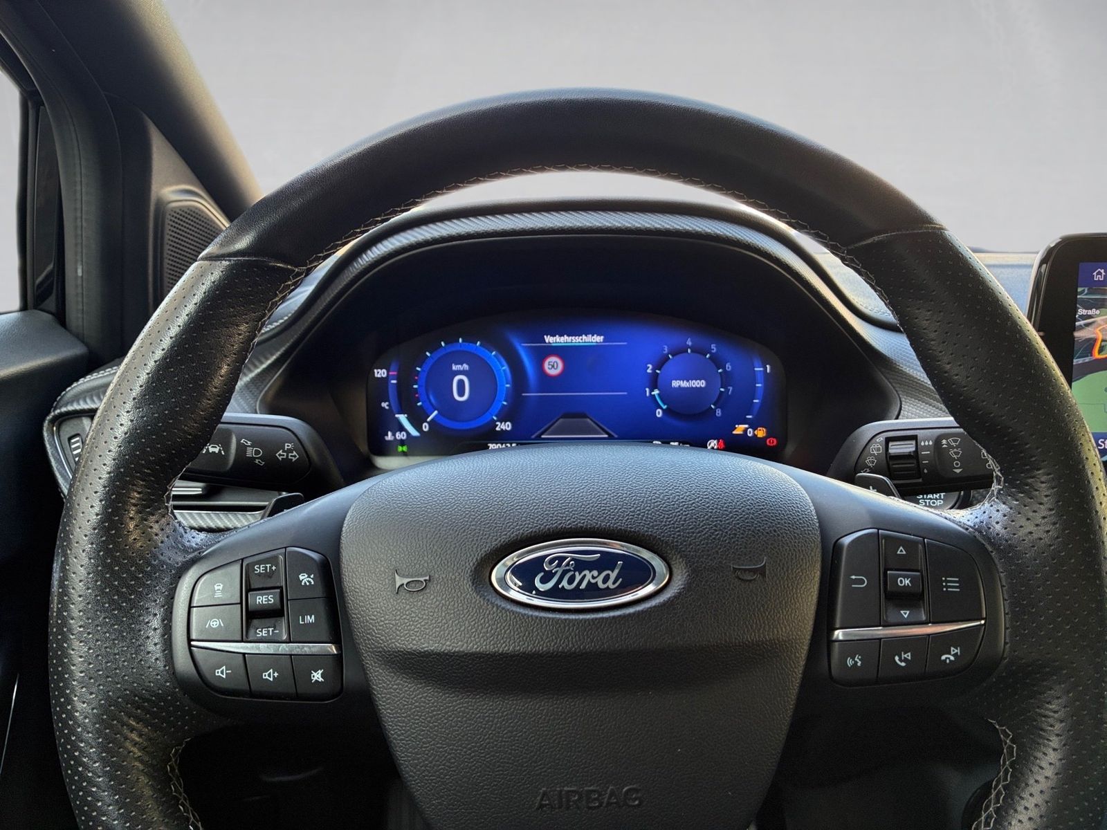 Fahrzeugabbildung Ford Puma 1.0 EcoBoost Automatik ST-Linie Vignale LED