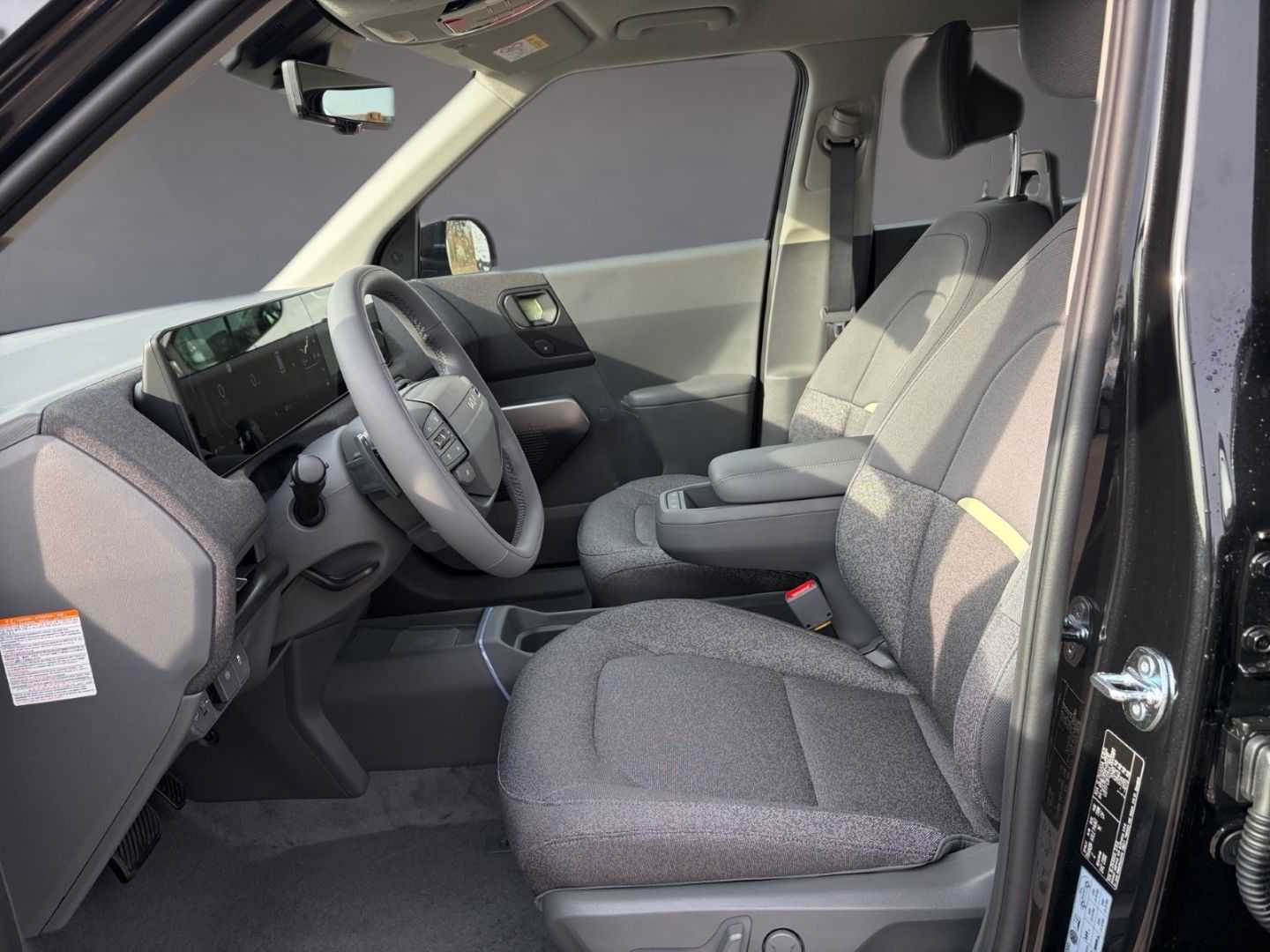 Fahrzeugabbildung Kia EV2 42.2 kWh 5S EARTH WIC 22AC TEC Navi Soundsy