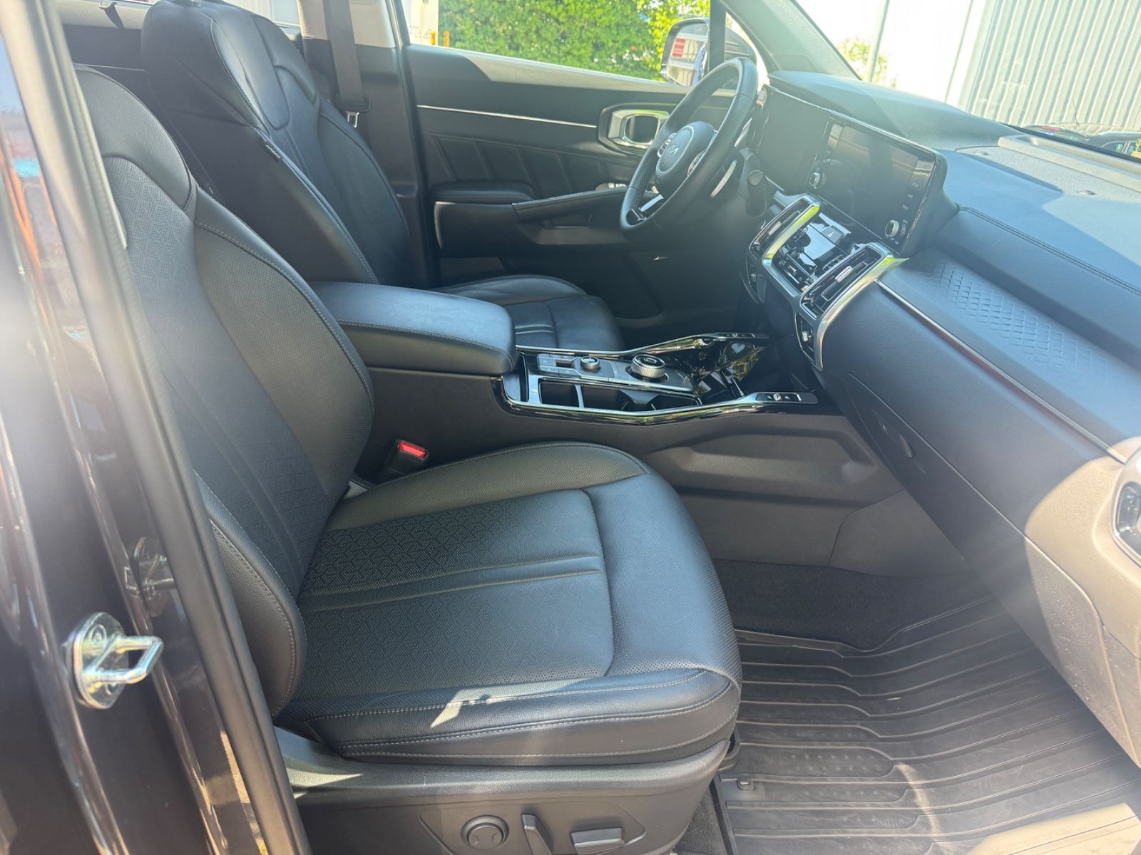 Fahrzeugabbildung Kia Sorento Platinum 4WD LED+ACC+BOSE+NAVI