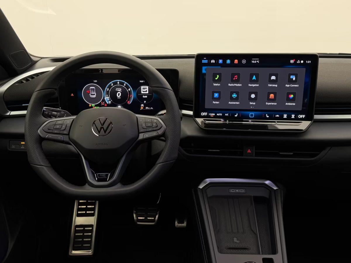 Volkswagen T-Roc 1.5 eTSI DSG R-Line +ASSISTENZ+360CAM+HUD+