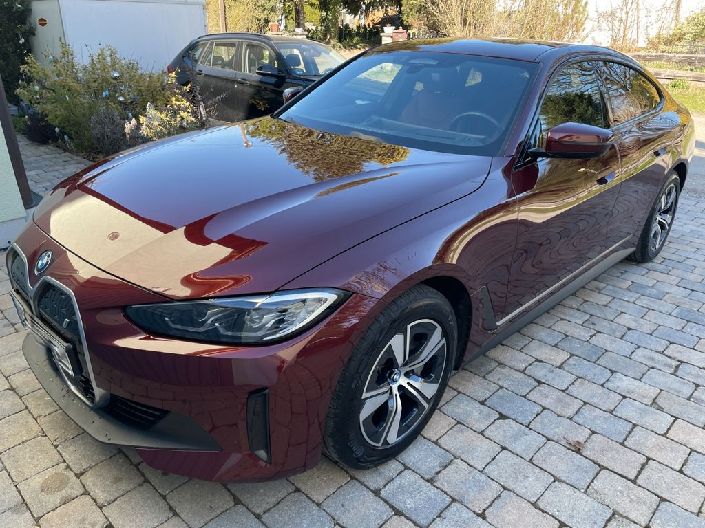 Image of BMW i4