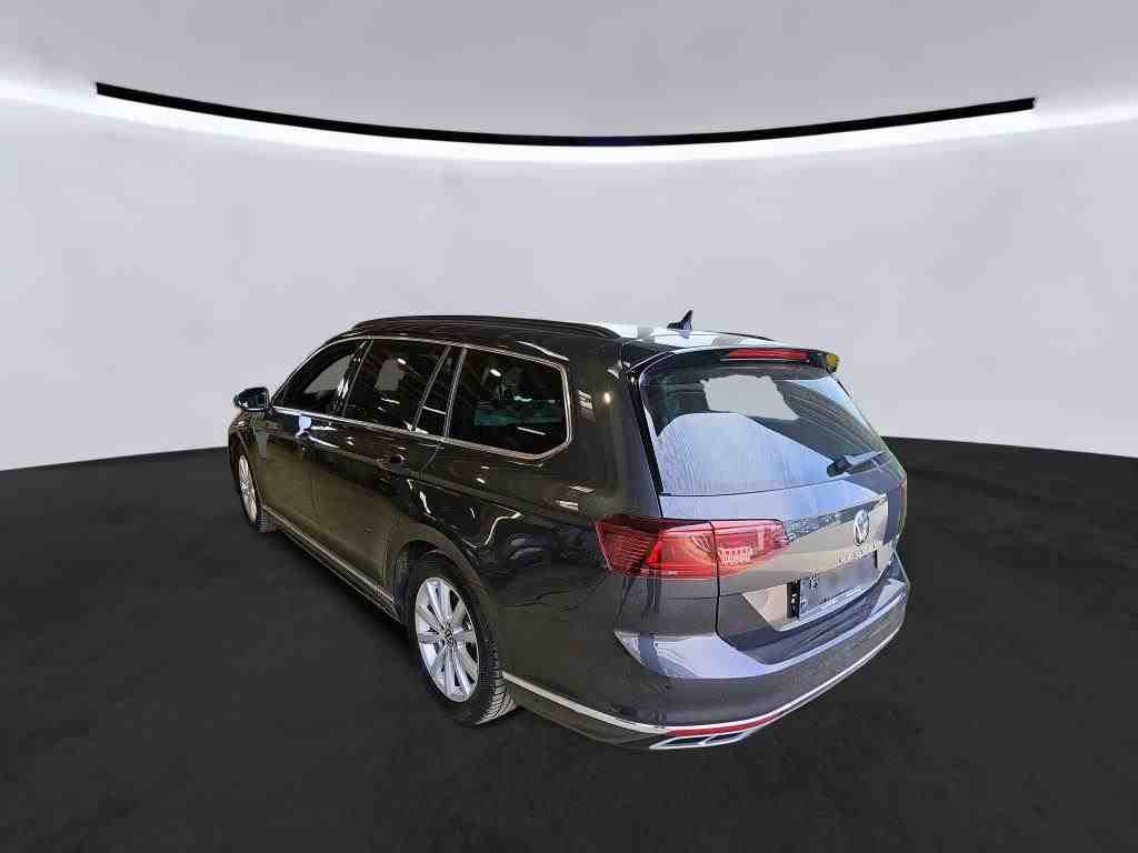 Volkswagen Passat Variant - Bild 4