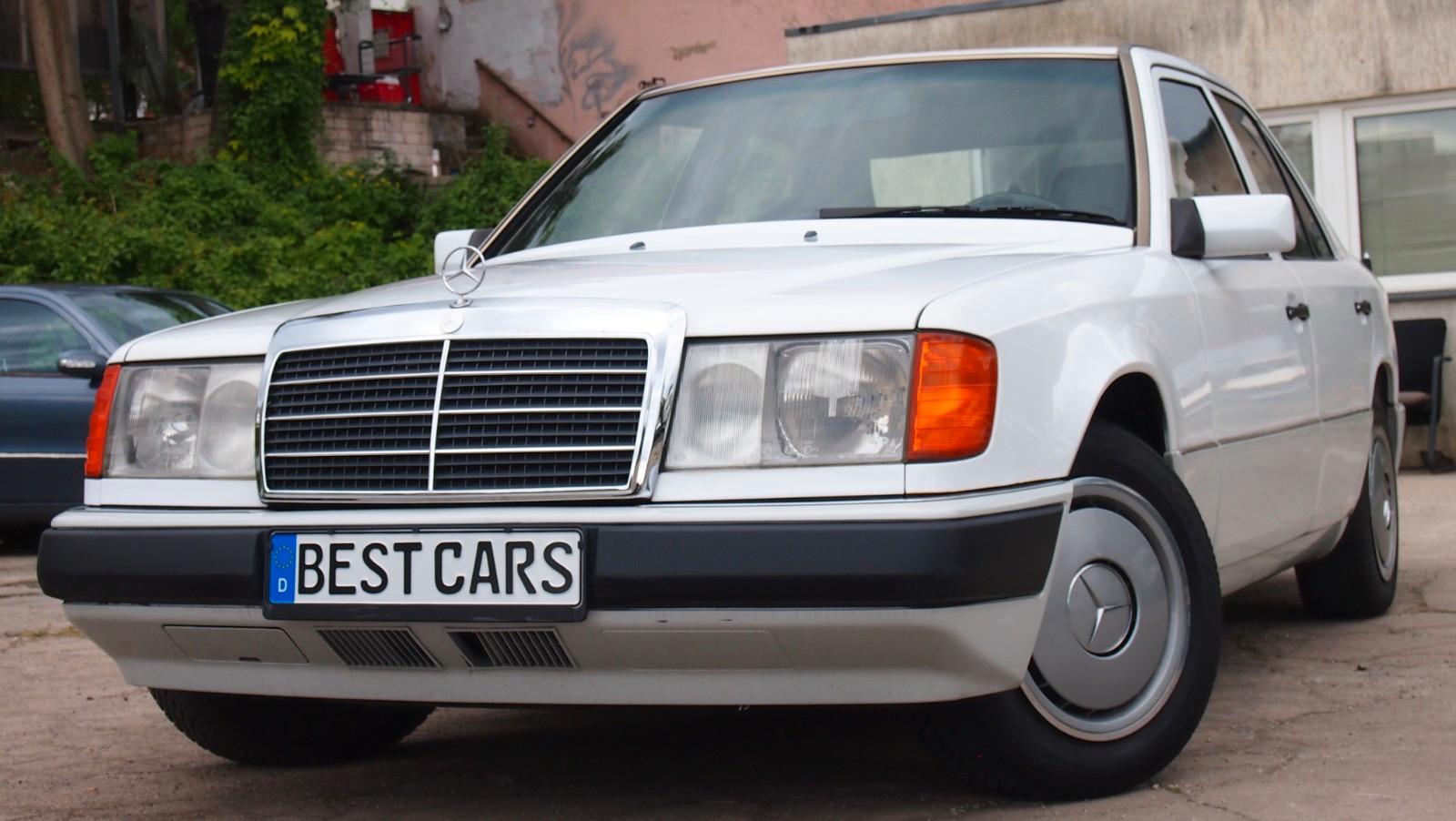 Mercedes-Benz E 230 ONLY 50Tkm !!! AUS ERST BESITZ !!!