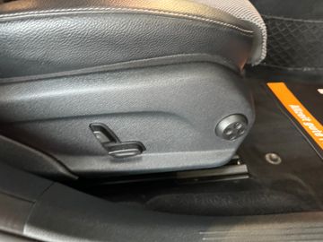 MYAUTOCENTER – Gebraucht- und Jahreswagen mit Werkstattservice in Pfaffenhofen Mercedes-Benz E 220 *TÜV:228*ACC*NAV*2-Zonen*LED*