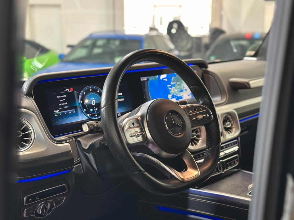 Mercedes-Benz G 400