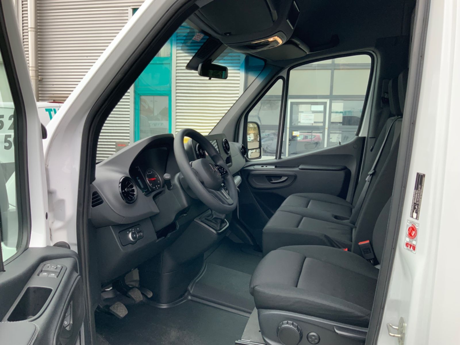 Fahrzeugabbildung Mercedes-Benz Sprinter III 317 CDI Tourer Navi Kam AHK 2.8 t