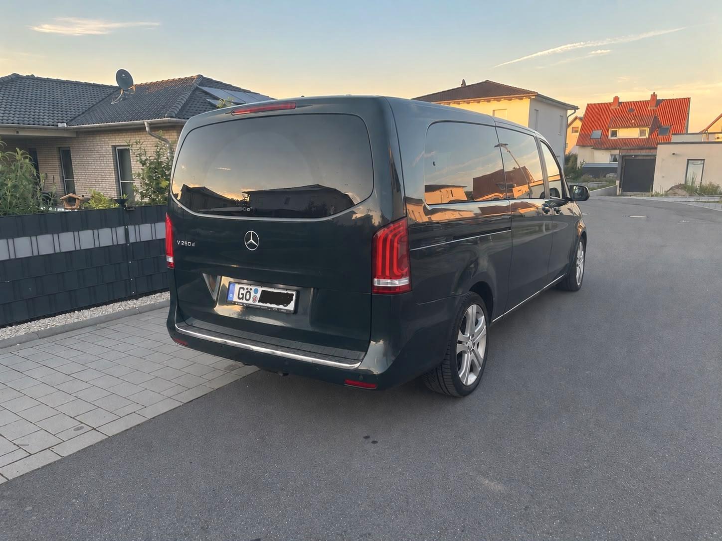 Mercedes-Benz V 250 d lang Avantgarde 8 Sitzer Navi Kamera ACC