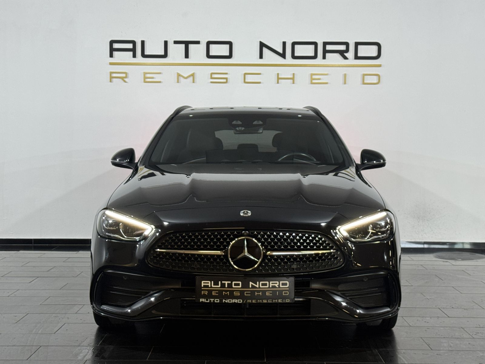 Mercedes-Benz C 300 e AMG T*Night*1.Hand*360°*MBUX*DAB*LED* imagem 2