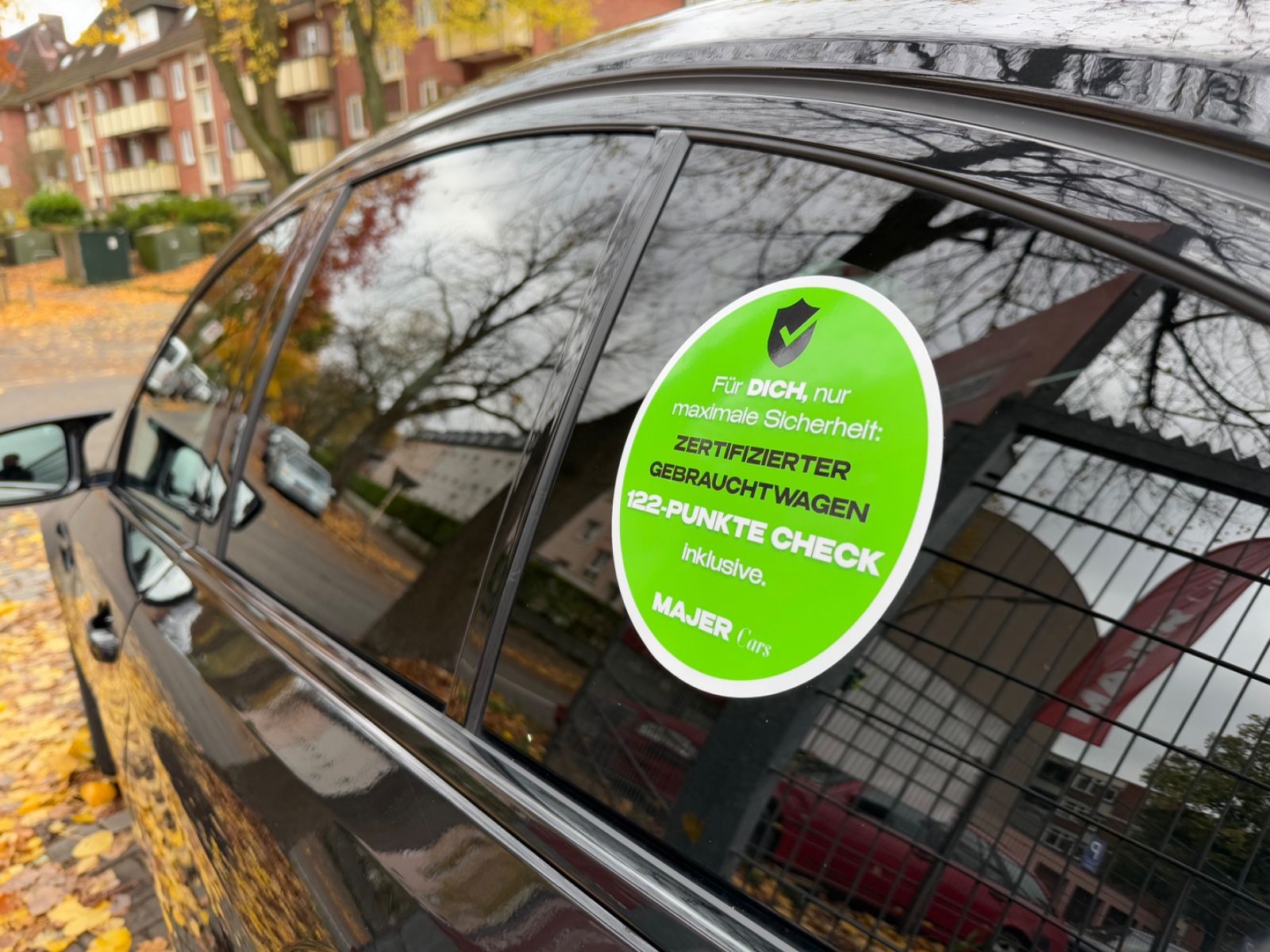 Fahrzeugabbildung BMW M5 Baureihe M5 Lim.*MASSAGE*CARBON*HEAD-UP*LED