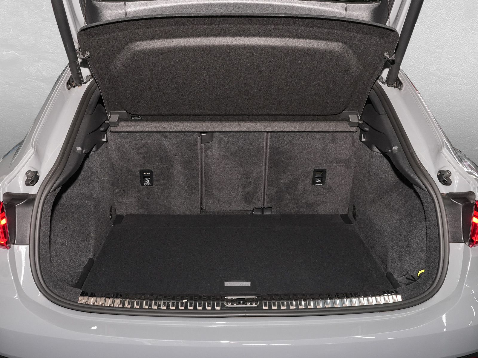 Fahrzeugabbildung Audi RSQ3 Sportback - RS-Sitze|21Zoll|RS-AGA|B&O