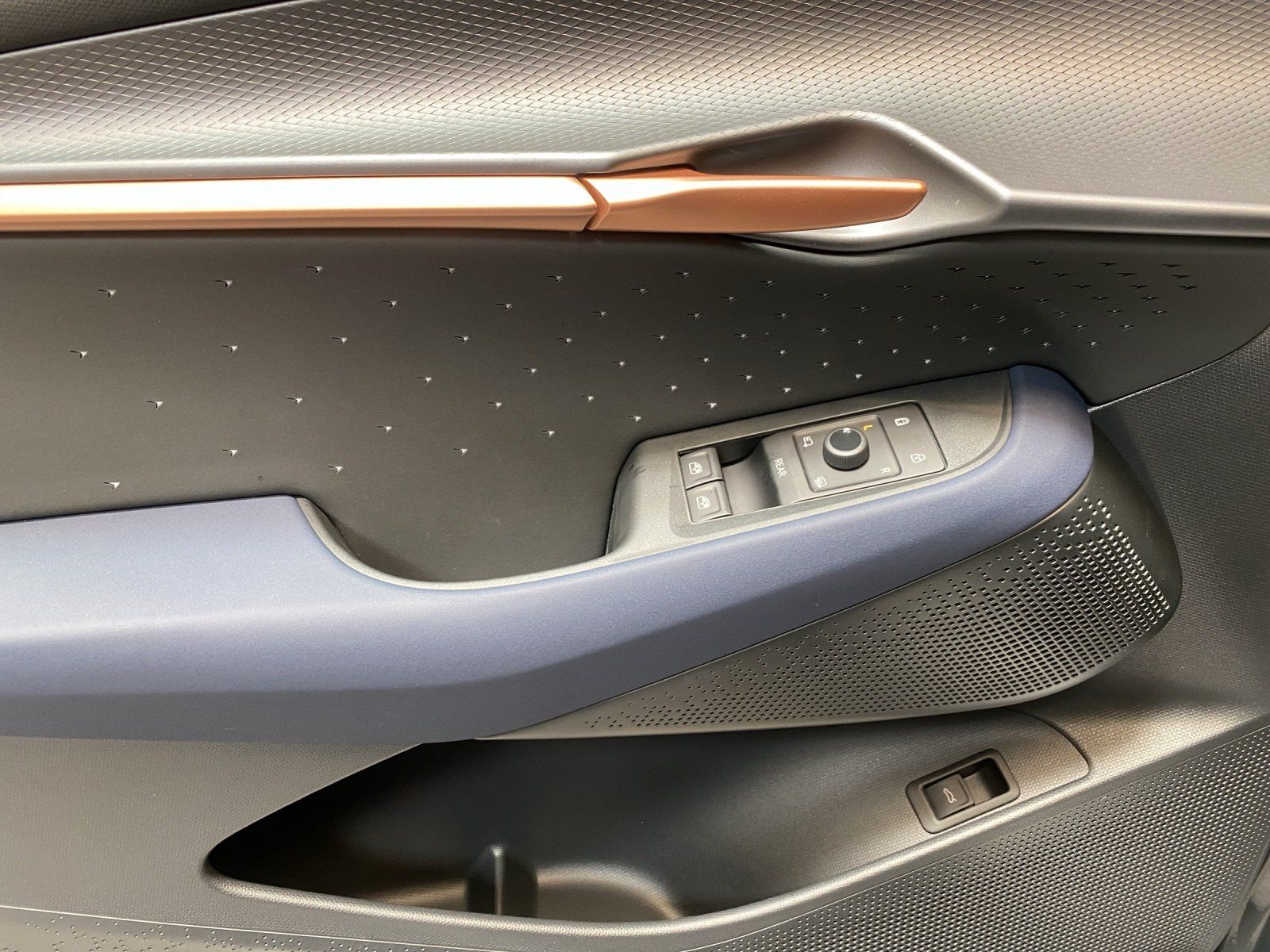 Cupra Tavascan - Bild 9