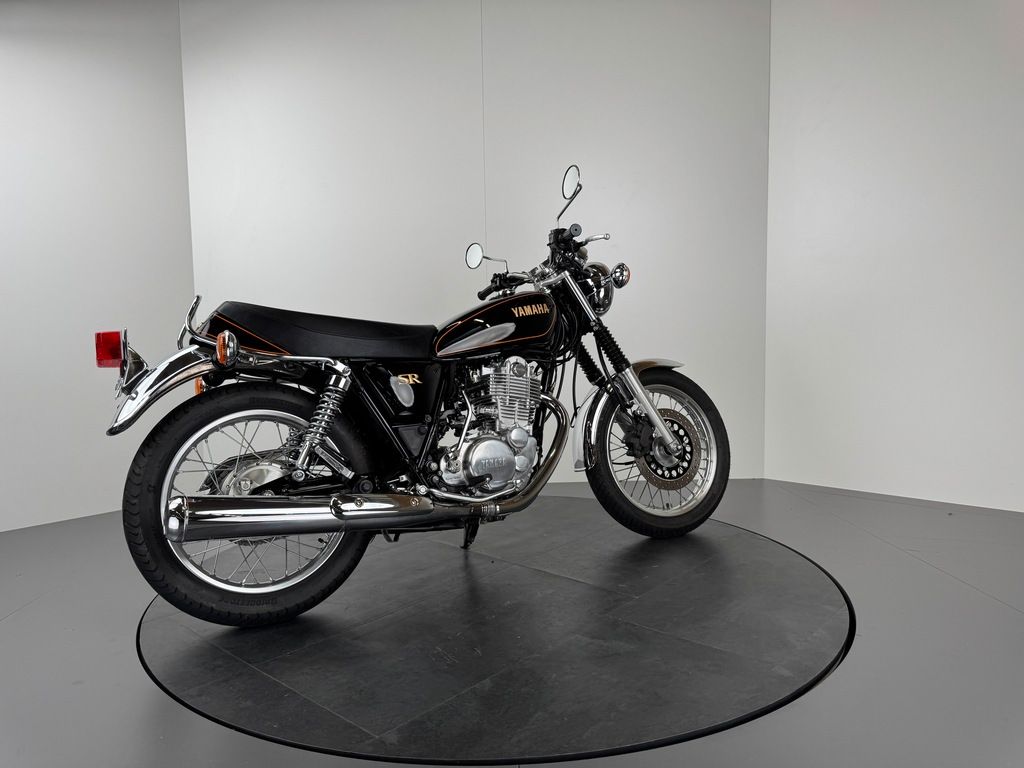 Fahrzeugabbildung Yamaha SR 400 *TOP-ZUSTAND *SERVICE NEU