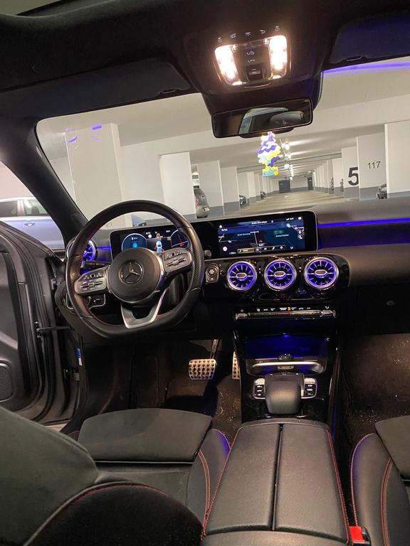 Mercedes-Benz A 200