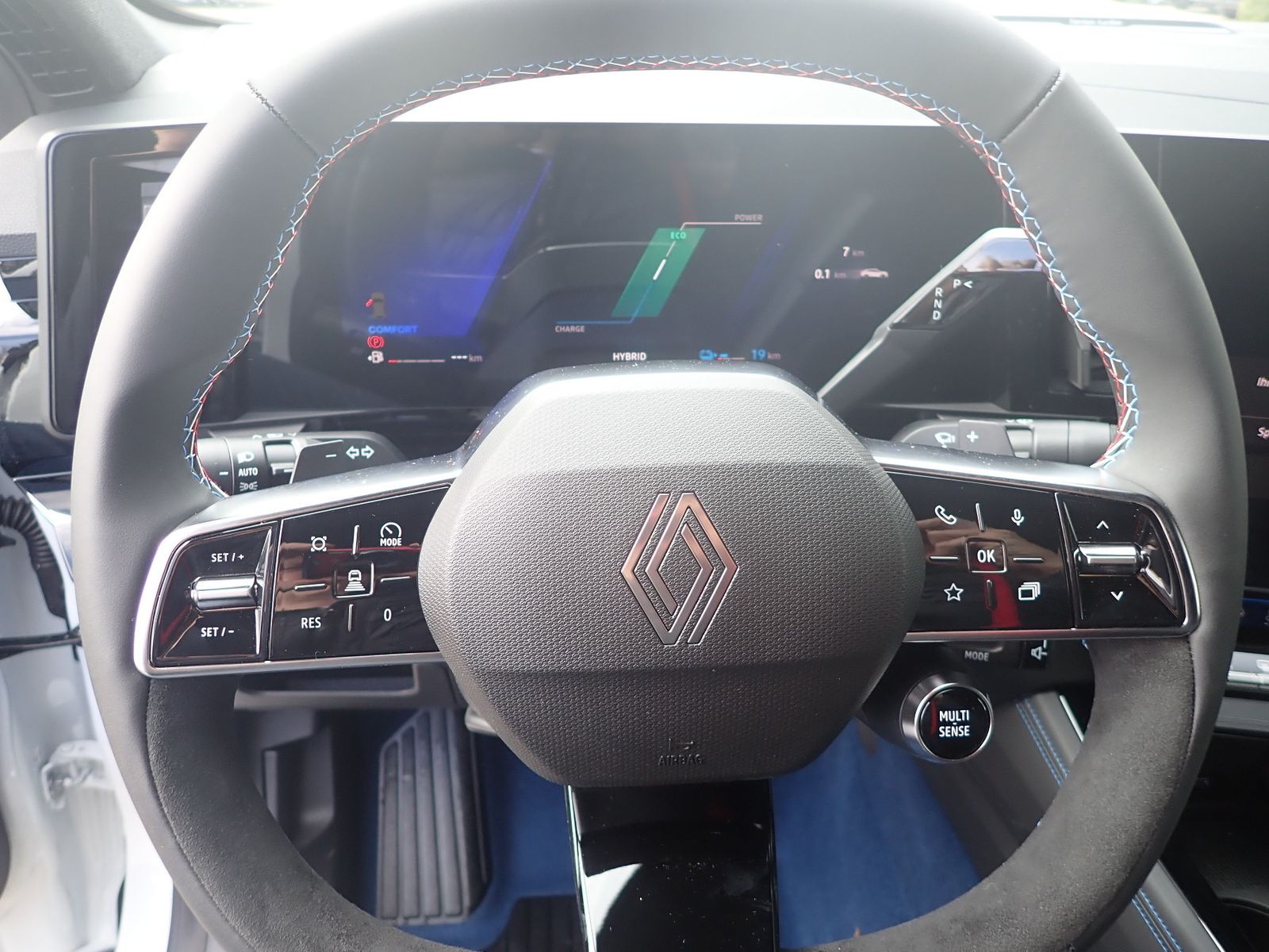 Fahrzeugabbildung Renault Rafale Esprit Alpine E-Tech Plug-in Hybrid 300 4