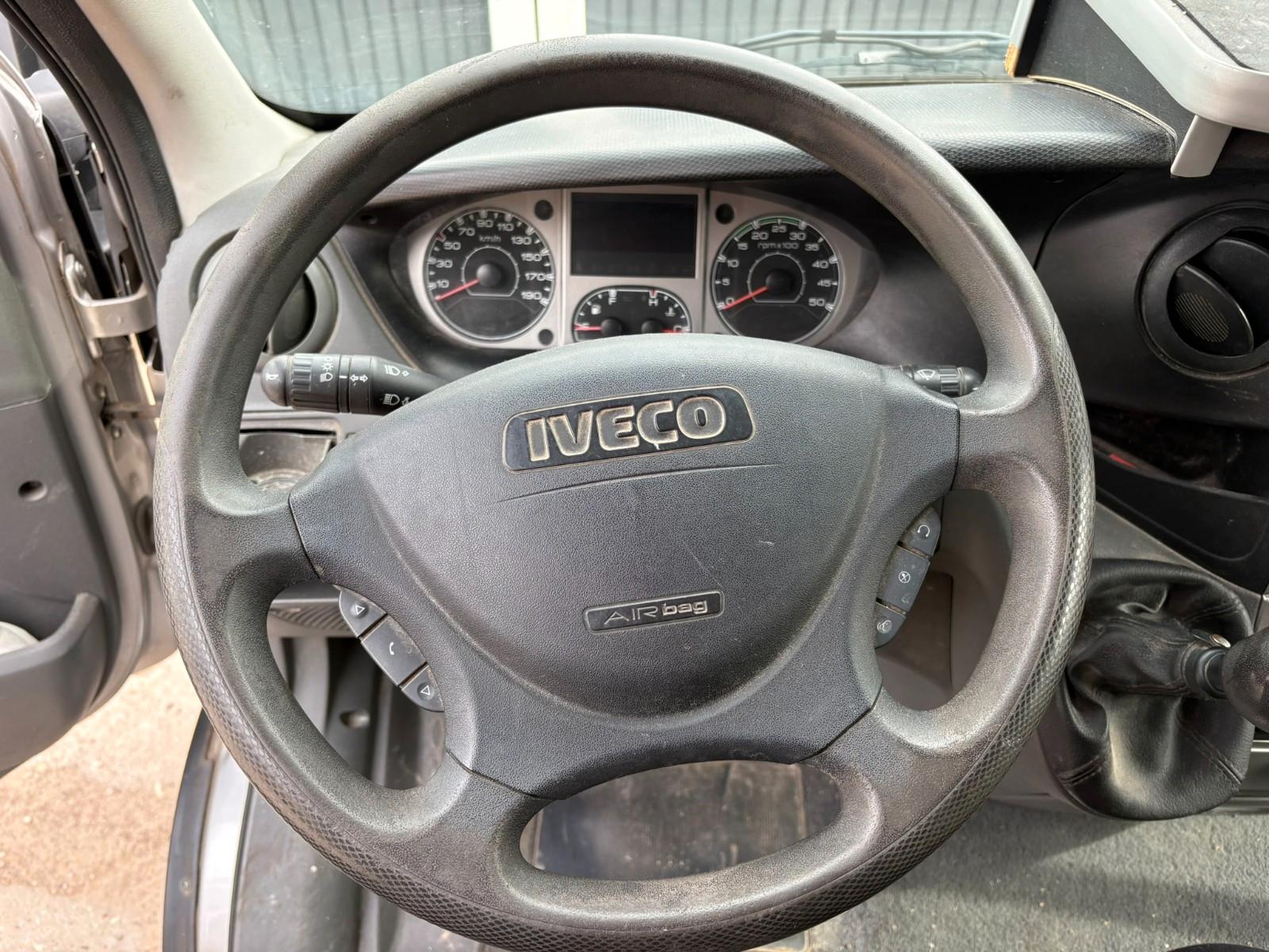 Iveco Daily 3.0 35 S 17 Express Maxi