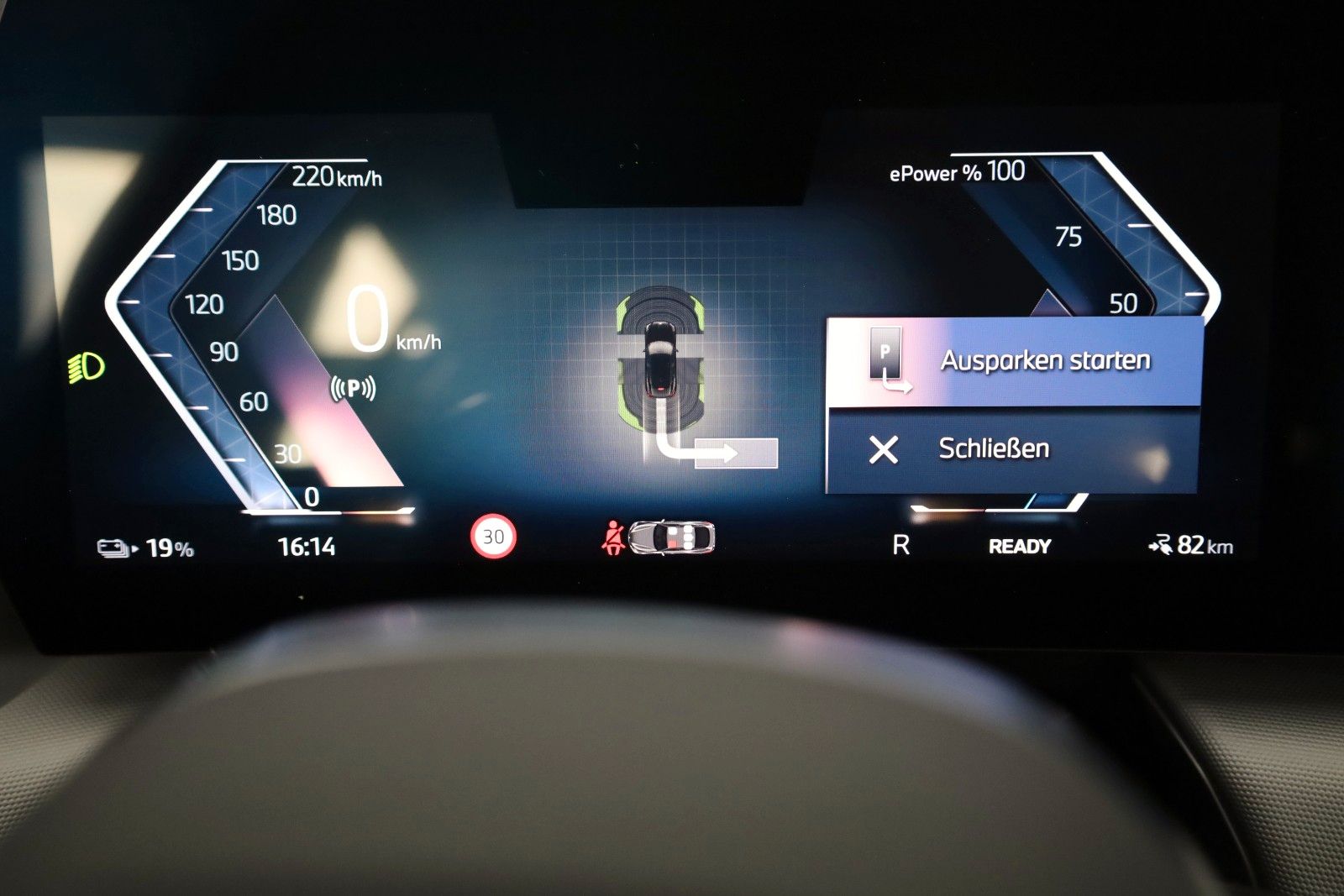 Fahrzeugabbildung BMW iX2 20 eDrive,Navi,LED,SH,Kamera,Ausparkassist