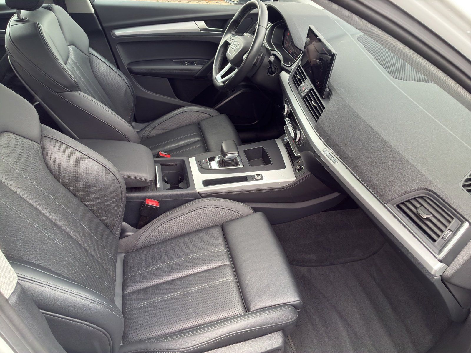 Fahrzeugabbildung Audi Q5 40 TDI quattro S-Line AHK,Kamera,LED,Matrix