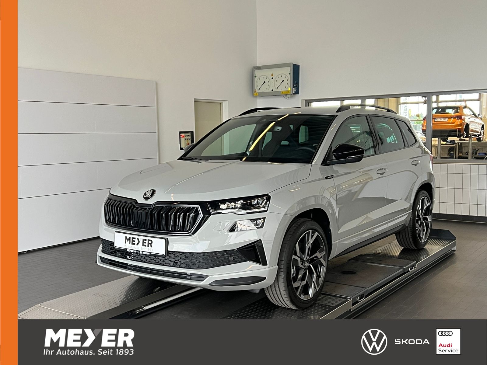Fahrzeugabbildung SKODA Karoq Sportline 2.0 TSI 4x4 DSG *CANTON, AHK, 19
