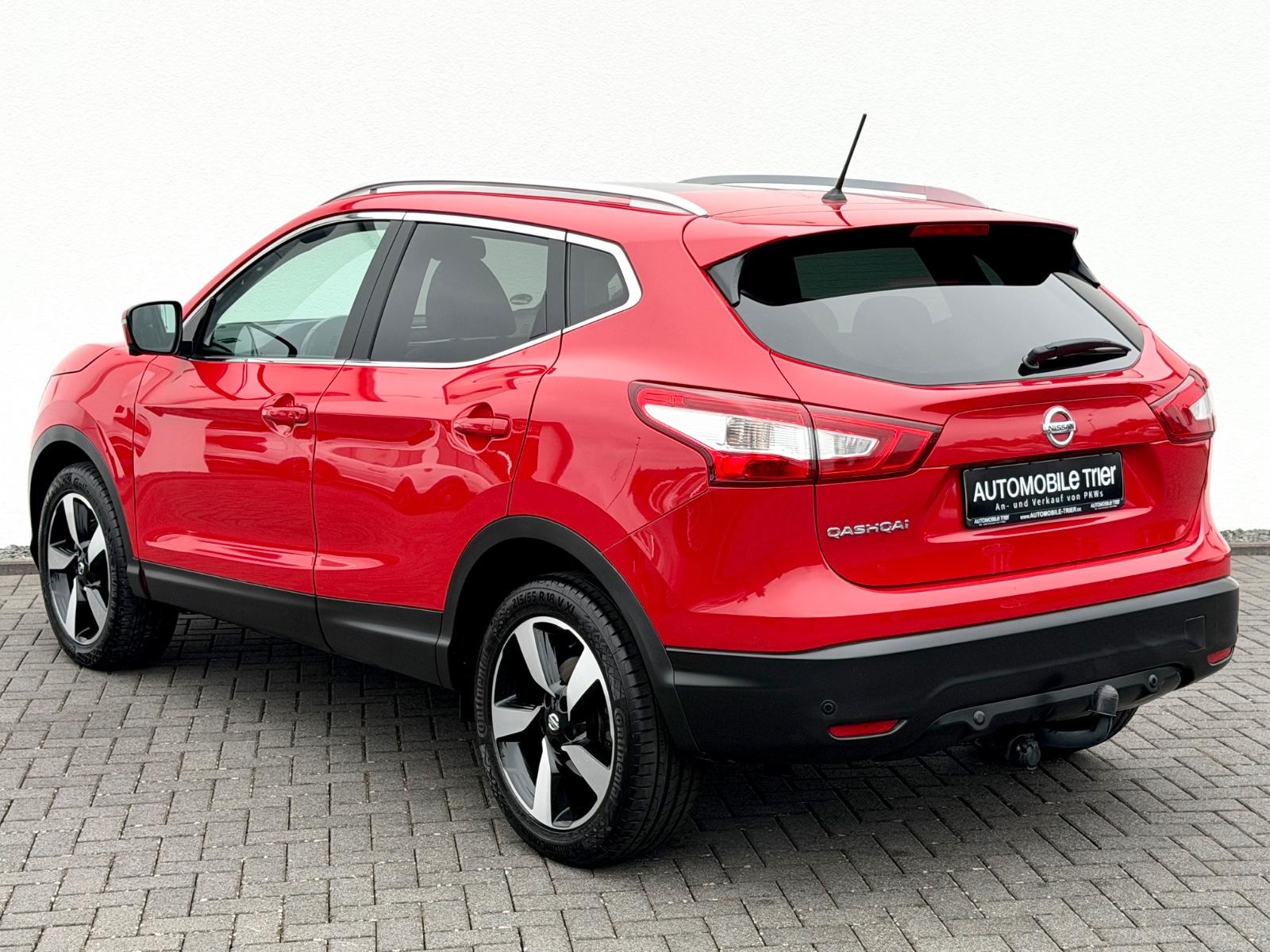 Nissan Qashqai 1.6 dCi PANO/NAVI/AHK/360°CAM/GARANTIE/