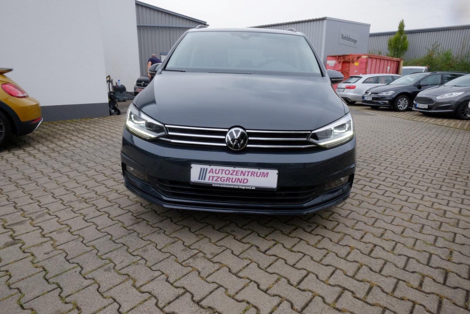 Volkswagen Touran 1,5TSI DSG Com Pano/17/ACC/Family/Nav/Kam