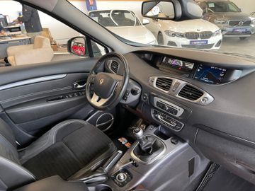 MYAUTOCENTER – Gebraucht- und Jahreswagen mit Werkstattservice in Pfaffenhofen Renault Scenic III BOSE Edition *Klima*Navi*Bluetooth*