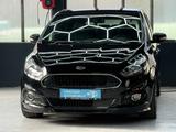 Ford S-Max S-MAX ST-Line Automatik 7 Sitzer - Ford S-MAX ST-Line mit Benzin-Antrieb