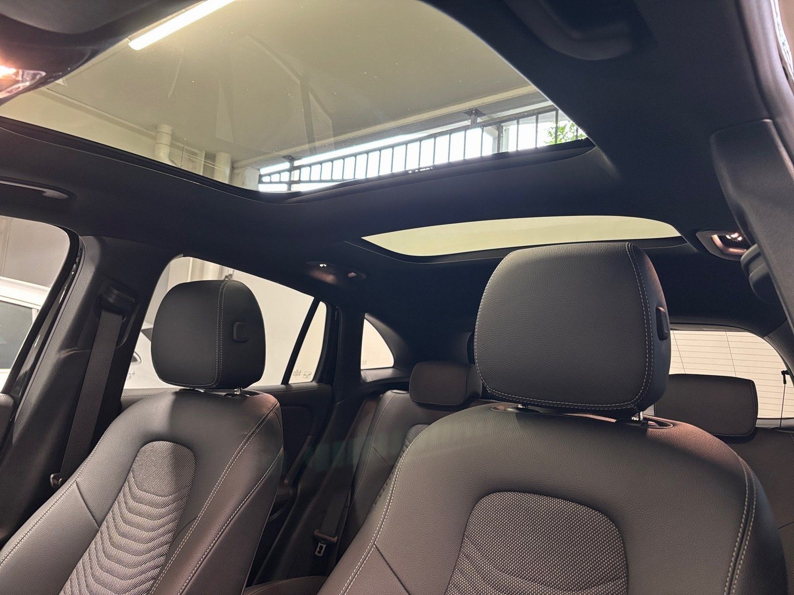Fahrzeugabbildung Mercedes-Benz GLA 180 Progressive*Pano*360*Totwinke*MultiBeam*