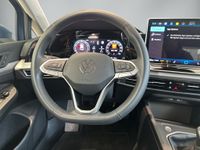 Volkswagen Golf VIII 1.5TSI Life AHK Rkam Keyless HuD Navi