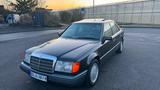 Mercedes-Benz 300D Turbo Sportline in Blauschwarz  - Mercedes-Benz 300: Turbo