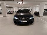 BMW M550i xDrive - TOP Ausstattung! Carbonschwarz - BMW 550: 550i Xdrive