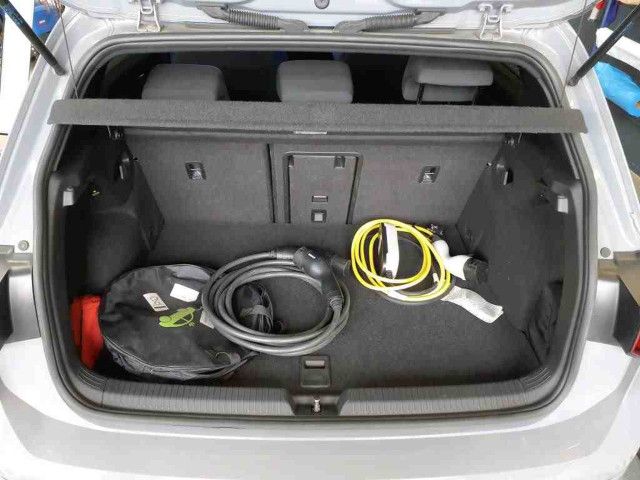 Volkswagen Golf - Bild 8