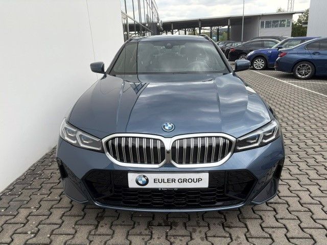 BMW 330 e xDrive Tour. M Sport 18'' AHK Pano H K LCP foto 3
