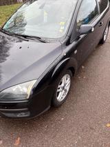 Ford Focus Titanium - Ford Focus aus 2006: Titanium
