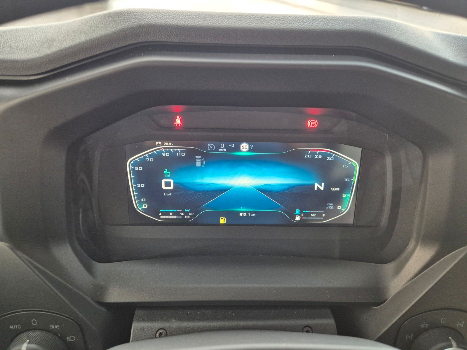 Fahrzeugabbildung Iveco AD410T46W 8x8 Hinterkipper Hydr. Klappe