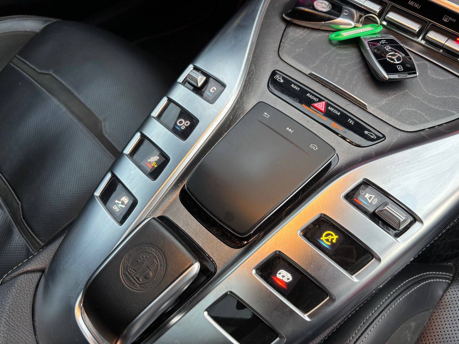 Fahrzeugabbildung Mercedes-Benz AMG GT 4-trg. 63 S 4Matic+/AERO-KIT/PANO/MASSAGE