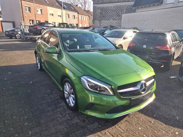 Mercedes-Benz A 160 CDI / d Navi Kamera LED PDC