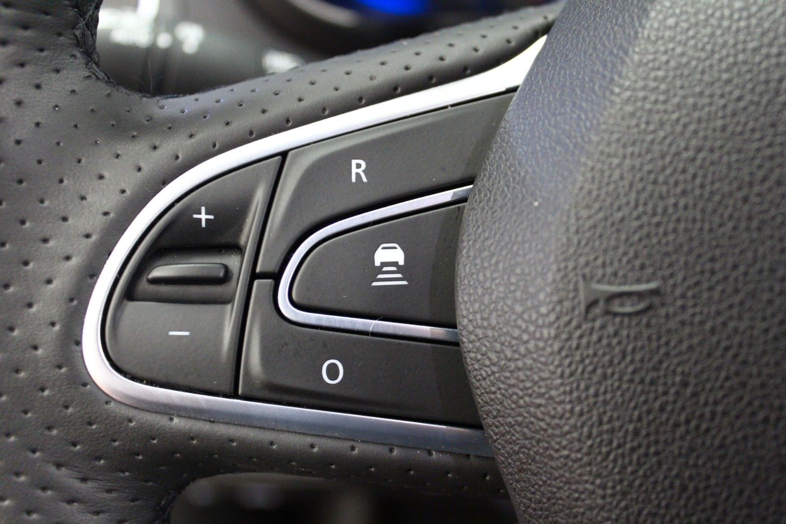 Fahrzeugabbildung Renault Koleos BLUE dCi 185 4WD X-tronic Initiale Paris