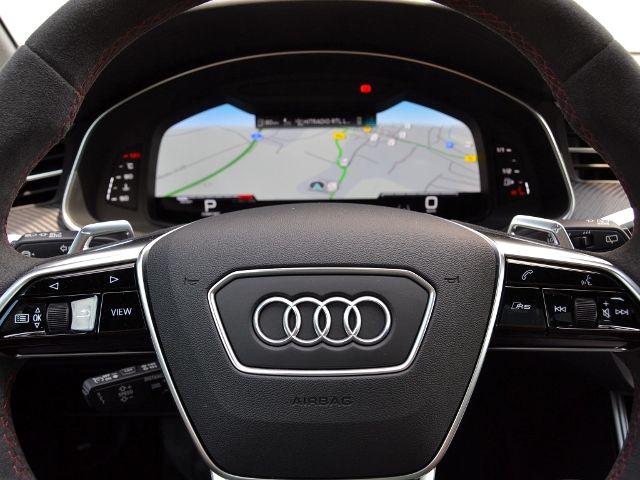 RS6 Avant 4.0 TFSI VOLL/DYNAMIK-PLUS/KERAMIK/AHK