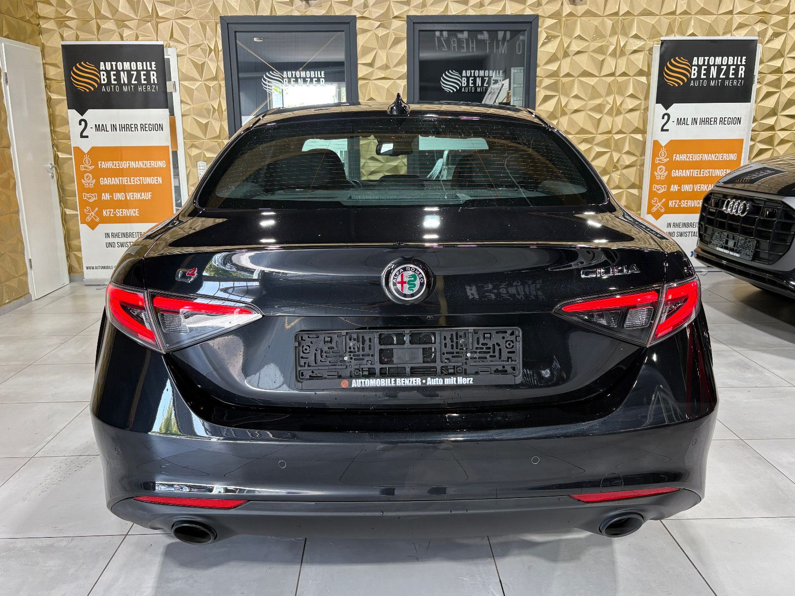 Fahrzeugabbildung Alfa Romeo Giulia Ti Q4/MEMORY/KAMERA/NAVI/ACC/APPLE/SHZ