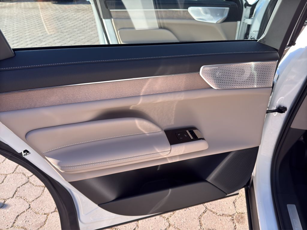 Volvo ES90 - Bild 17