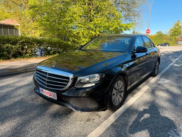Mercedes E 220 - 1