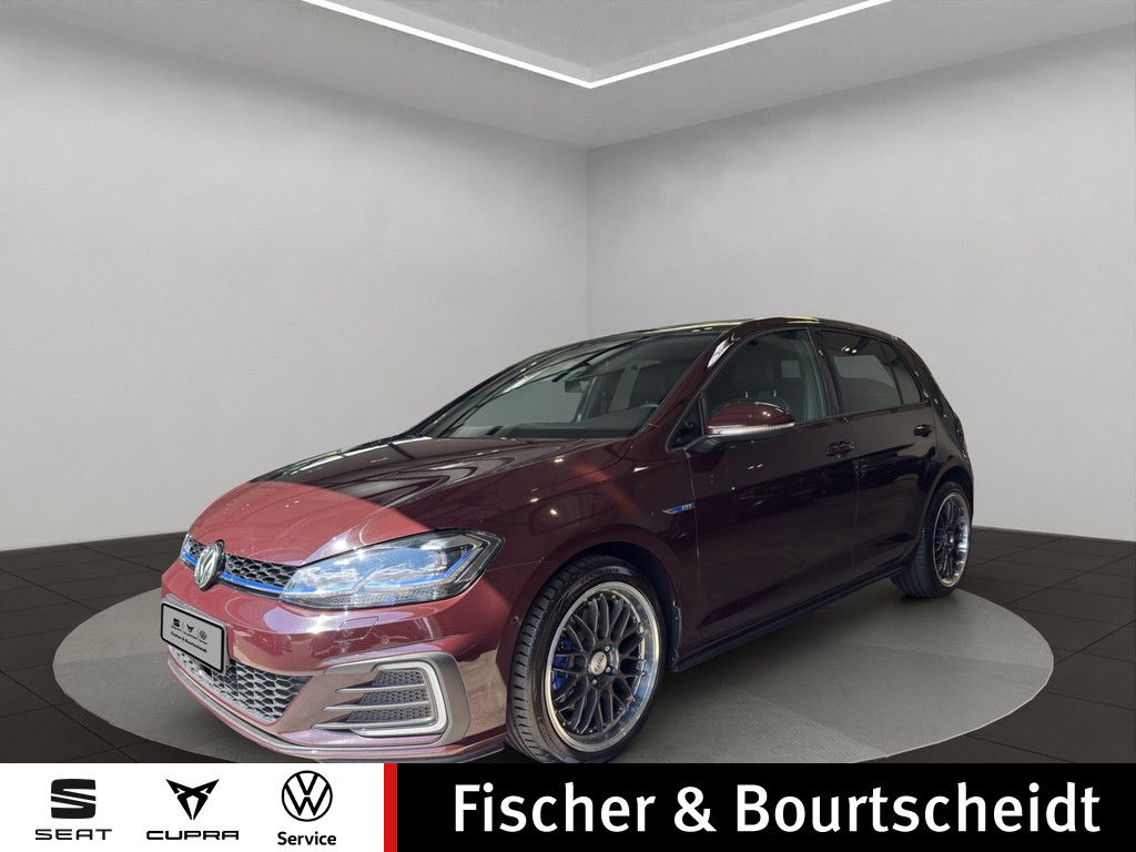 Image of Volkswagen Golf