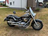 Suzuki VL800 - top gepflegt, inkl. Kofferset und Navi - SUZUKI VL 800